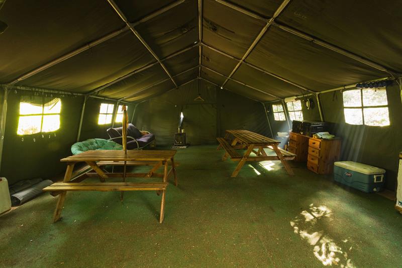 2500-big-hat-bushcamp-4