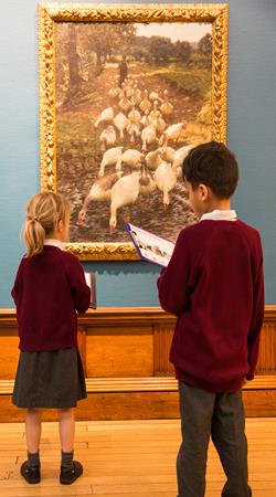 A school group in the Victoria Art gallery in Bath. March 2020. Photographer Freia Turland m:07875514528 e:info@ftphotography.co.uk